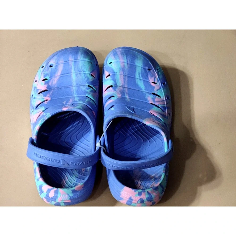 Rugged Shark Crocs Size 10 Youth Tie Dye Slip‎ on Clogs/Shoes-